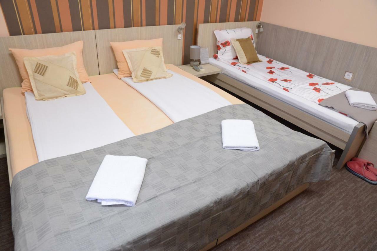 Guest House Golden Coin Ni Eksteriør bilde